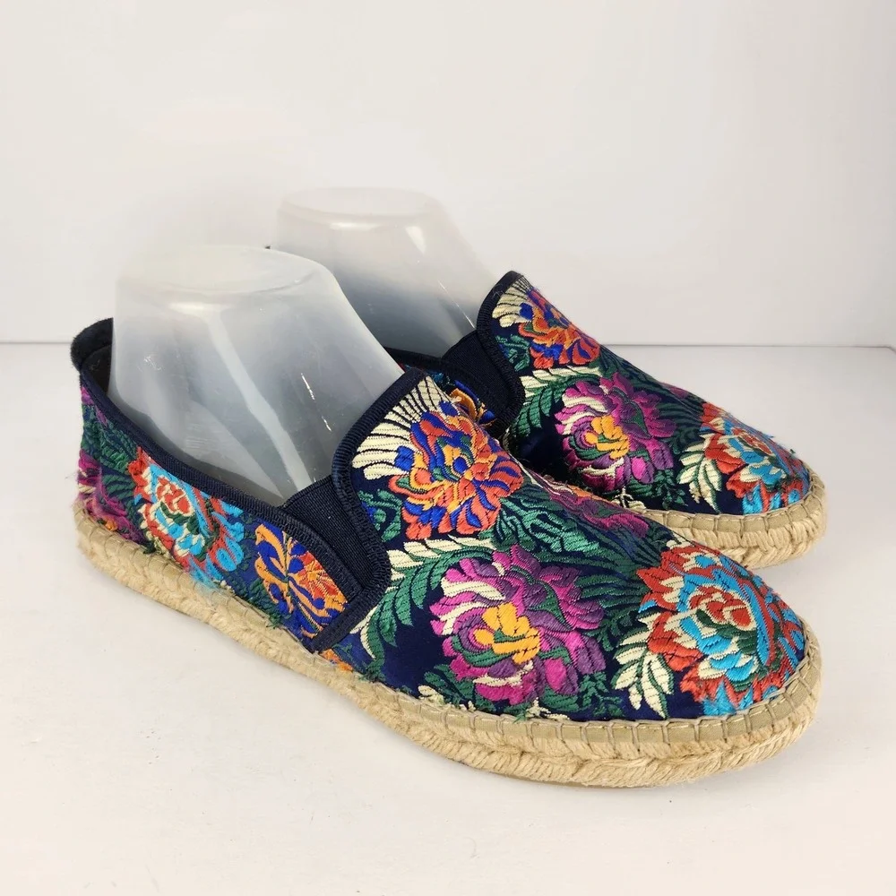 Fabiolas Women's‎ Floral Embroidered Colorful Flat Espadrilles Size 39 (8-8.5)